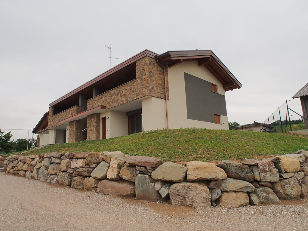 Alloggio Agrituristico Ai Tre Castelli Moruzzo Exterior foto