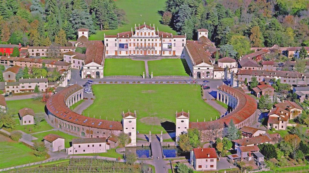 Alloggio Agrituristico Ai Tre Castelli Moruzzo Exterior foto